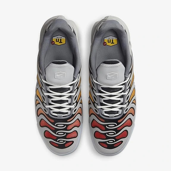 Nike Air Max Plus TN Drift "Light Smoke Grey"