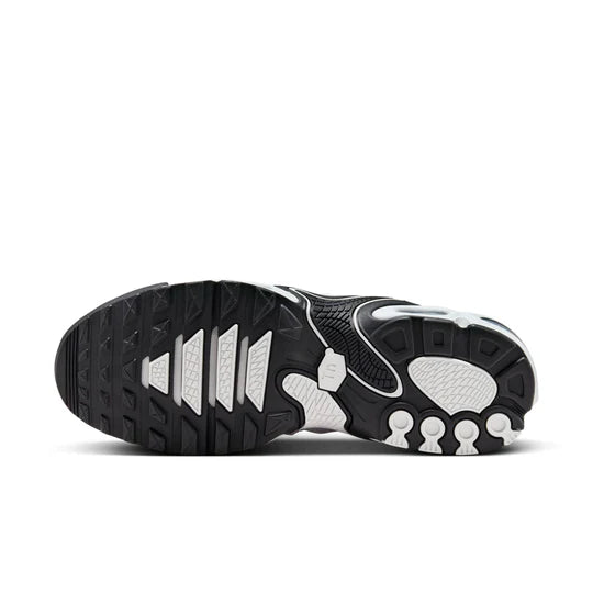 Nike Air Max Plus TN Drift "Panda"
